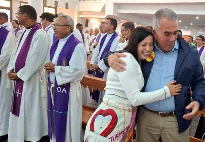 Mesmo em meio à dor, casal de pastores segue ajudando vítimas dos terremotos na Venezuela